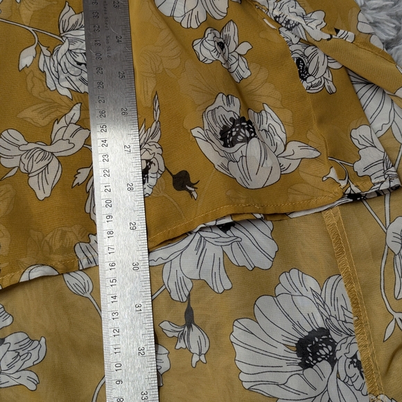 Miley + Molly Mustard Floral Walk-Thru Maxi Romper Boho Glam SZ M - Picture 10 of 13